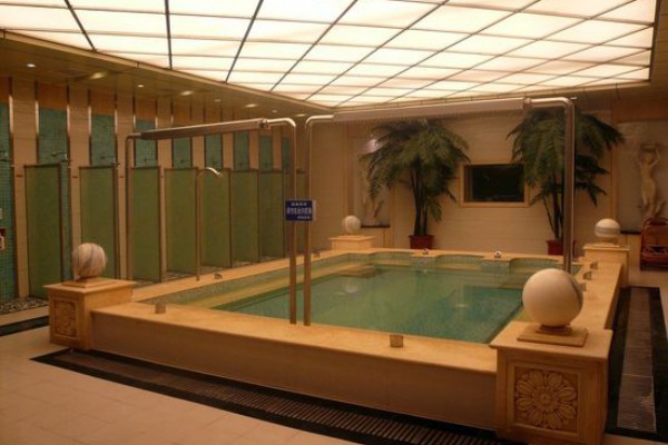 成都慢生活：茶香养生休闲之旅(成都的慢生活喝茶)